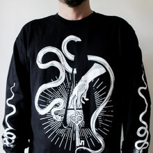 Load image into Gallery viewer, SNAKES Longsleeve T-Shirt
