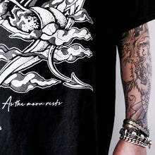 Load image into Gallery viewer, ZEUS T-Shirt
